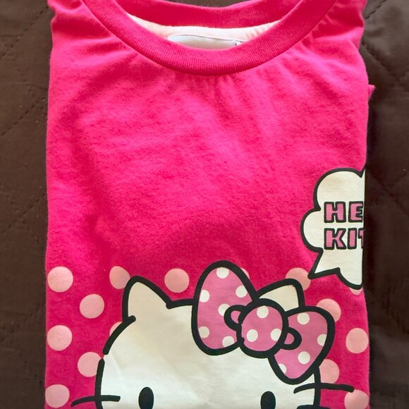 Girls Size 7/8 Hello Kitty Pink Short Sleeve Graphic Tee Shirt - Pre-owned - Picture 6 of 6